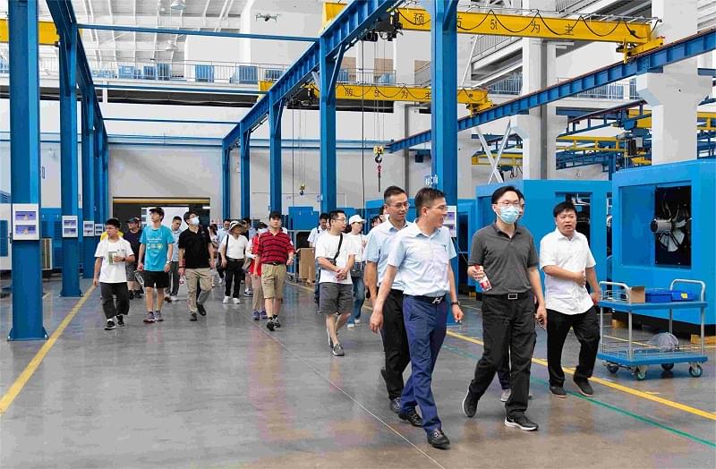 淄博台协家联合会企业家走进淄博蓝冠注册压缩机有限公司